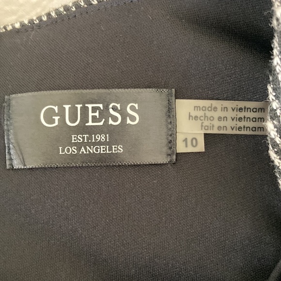 Guess sleeveless fit and flare black and white dress Size: 10 - Picture 6 of 14